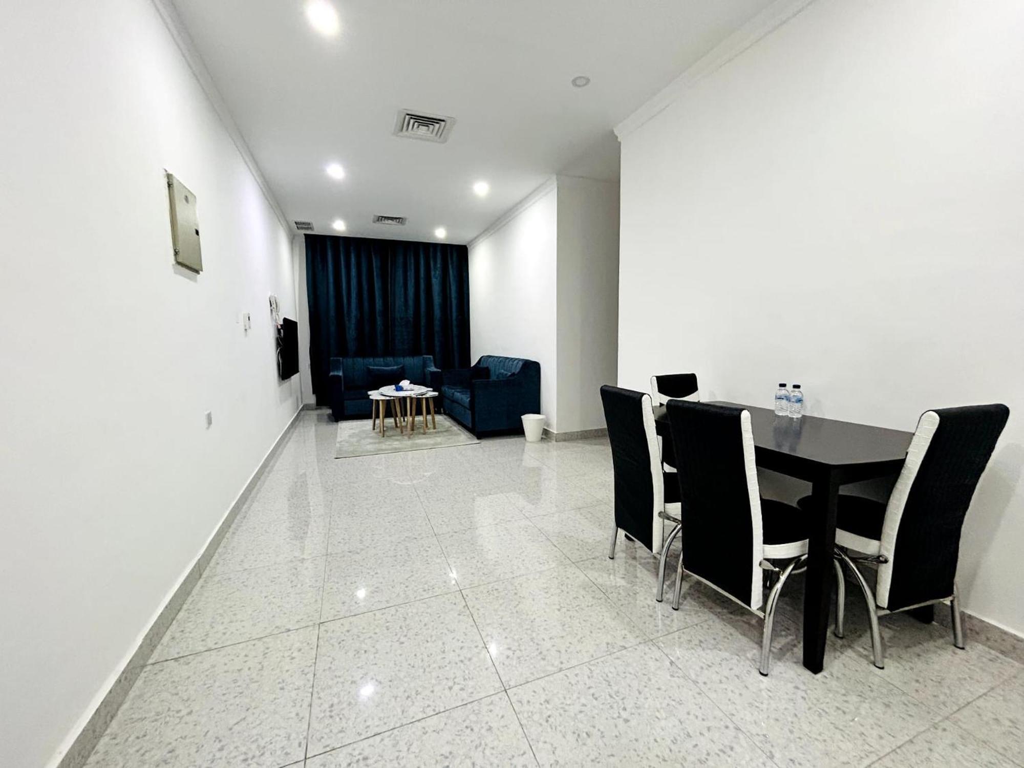 דירות כוויית De Iris Regency Fahaheel מראה חיצוני תמונה