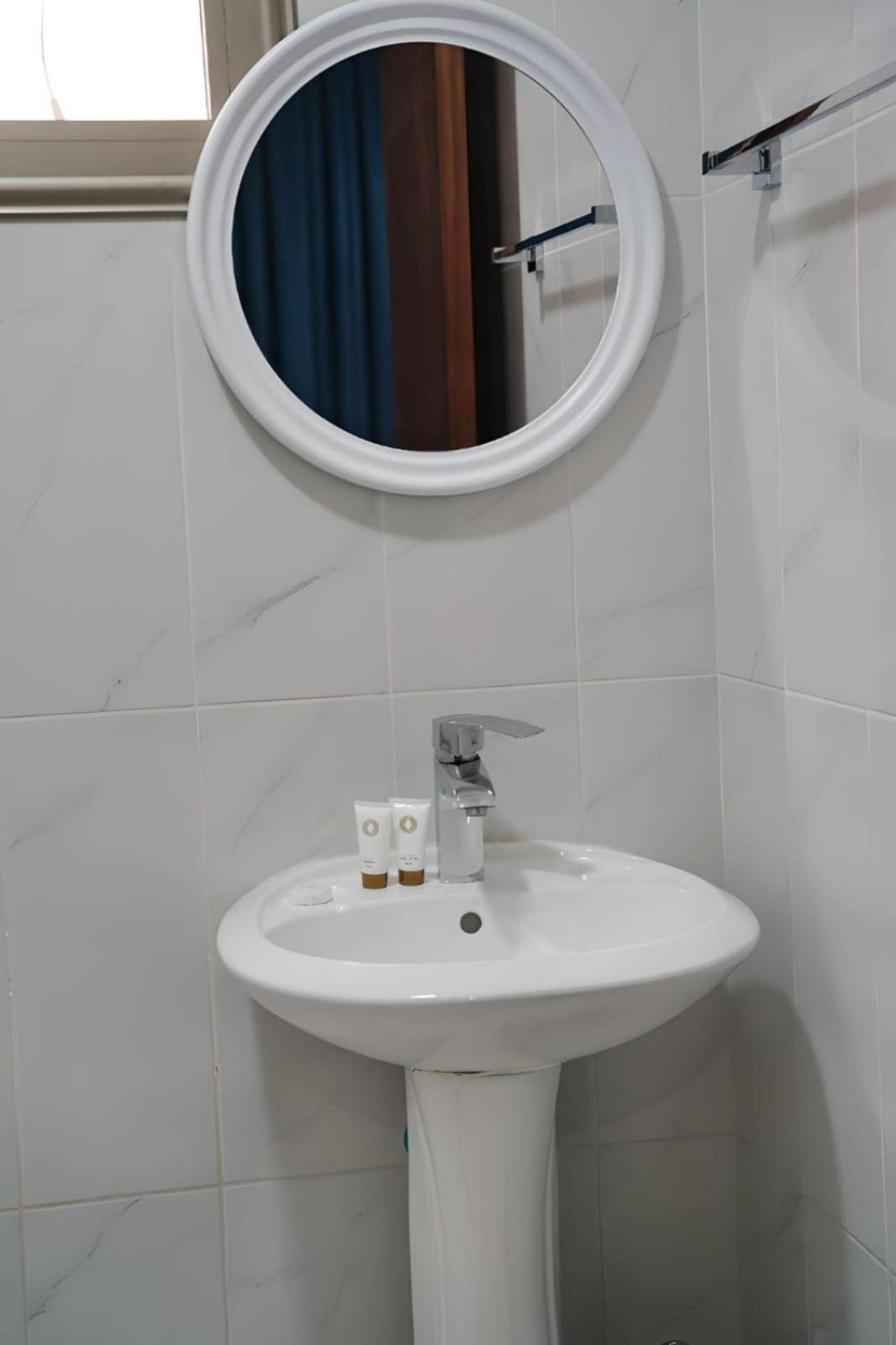 דירות כוויית De Iris Regency Fahaheel מראה חיצוני תמונה